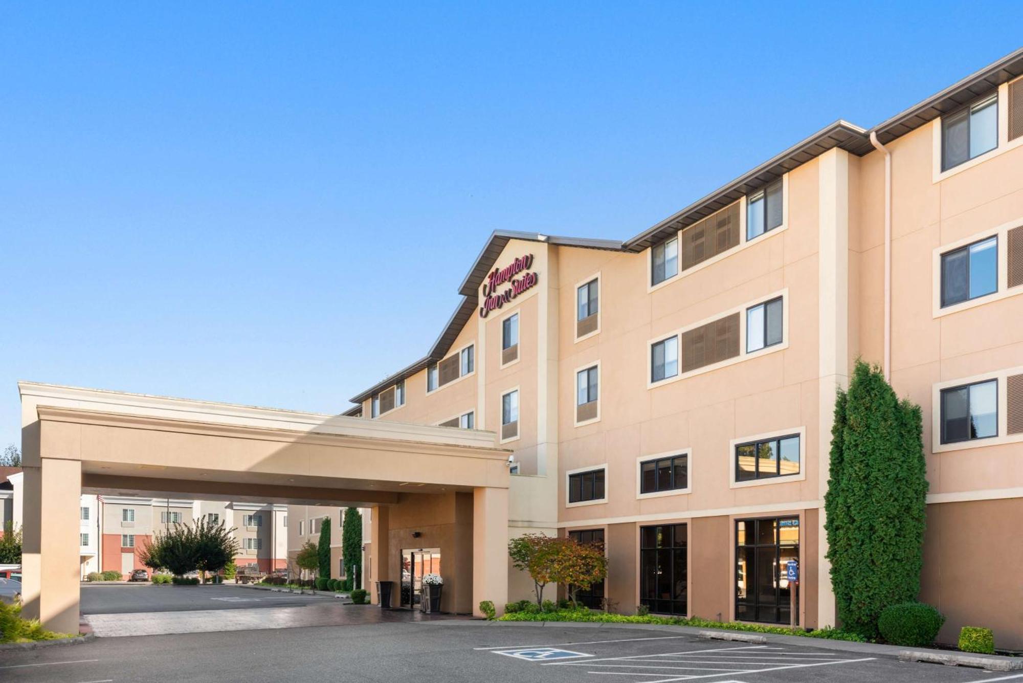 Hampton Inn & Suites Burlington Exterior foto