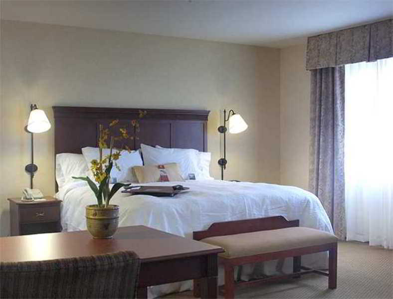 Hampton Inn & Suites Burlington Quarto foto